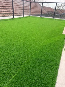 Césped Artificial de 50 mm de Alta Densidad, Césped Sintético para Exteriores, Alfombra Decorativa Verde Realista - Product Image 3