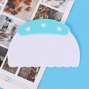 Outils à gâteaux en plastique 4-en-1 Spatule à pâtisserie Couteau à découper Crème Lissante Fondant Outil avec motif de fleurs Décoration - Product Image 5