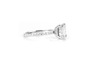 Anillo de Compromiso Solitario con Diamante de Laboratorio Certificado IGI, Corte Cojín, con Banda de Diamantes, 2.65 CT, Oro Sólido, Joyería Nupcial de Diseño - Product Image 3