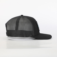 Gorras de camionero con parche tejido Sombrero deportivo de malla de 6 paneles para exteriores con bordado 3D Gorra deportiva informal de ante de algodón en blanco