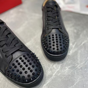 Baskets de sport en cuir véritable avec fermeture à lacets, chaussures de basketball élégantes - Product Image 4