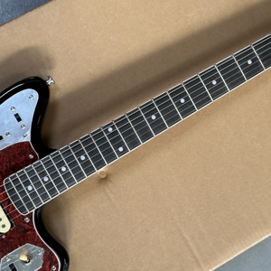 กีตาร์คุณภาพสูงแบบกำหนดเอง 3-Tone Sunburst Jaguars โซลิดบอดี้ - Product Image 5
