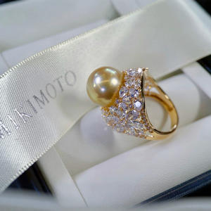 แหวนเงินแท้ 925 ประดับมุก พร้อมฝังเพชรซิคอนอย่างประณีต ขนาด 12-11 มม. ด้านหน้าไร้ตำหนิ ชุบโรเดียม - Product Image 1