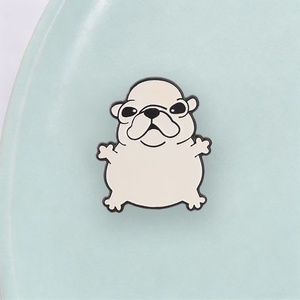 Broches en métal créatives en gros, motif <span class=keywords><strong>Pug</strong></span> de dessin animé, mignon chien de compagnie, accessoire de badge en métal, cadeaux souvenirs de chien de style occidental - Product Image 3