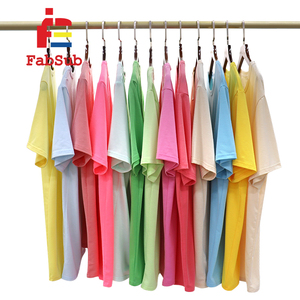 Camisetas <span class=keywords><strong>para</strong></span> Sublimación 100% Poliéster con Tacto de Algodón Talla Estadounidense Camisetas de Poliéster en Blanco <span class=keywords><strong>para</strong></span> Sublimar Camisetas Lisas <span class=keywords><strong>para</strong></span> Impresión Personalizada - Product Image 2