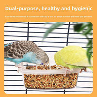 Vente en gros de bols d'alimentation pour oiseaux et pigeons en plastique transparent 2 en 1, distributeur de nourriture portable anti-éclaboussures pour cage, mangeoire pour pigeons et oiseaux