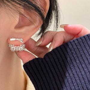 Pendientes de Plata de Ley S925 con Baño de Oro de 18K y Diseño de Lazo, Elegantes Accesorios para las Orejas con Estilo de Doble Uso y Colgante Trasero - Product Image 2