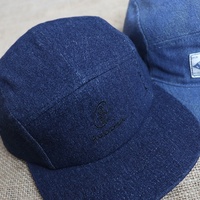Casquette 5 panneaux en jean bleu vintage de haute qualité avec logo tissé personnalisé, style sport décontracté, visière plate, pour hommes