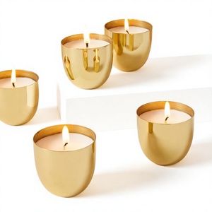 Juego de 5 Portavelas Votivas de Latón Dorado para un Brillo Cálido en Ocasiones Especiales, Festividades como Diwali o Decoración Navideña - Product Image 1