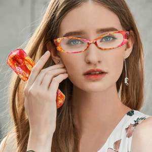Gafas de Lectura con Marco Pequeño para Mujer, Diseño Floral Colorido, Anti Luz Azul, con Caja, Moda 2025 - Product Image 3