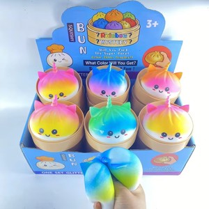 Mini juguete blandito de unicornio relleno de harina, tipo bollo al vapor, colorido, en caja sorpresa, de subida lenta, antiestrés y sensorial - Product Image 4