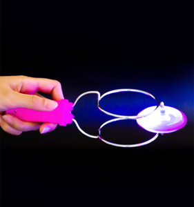 Hot Bán LED Từ Con Quay Đồ Chơi Unisex Sáng Tạo Tay Phong Trào Đồ Chơi Nhựa Ánh Sáng-up Tay Con Quay Thần Cổ Điển Đồ Chơi Cho Trẻ Em - Product Image 6