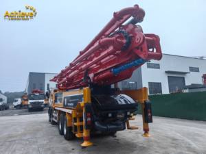 <span class=keywords><strong>Pompe</strong></span> à <span class=keywords><strong>béton</strong></span> télescopique diesel d'occasion Putzmeister 56 mètres de qualité chinoise <span class=keywords><strong>avec</strong></span> camion, reconditionnée, à vendre - Product Image 3