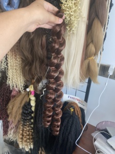 Extensiones <span class=keywords><strong>de</strong></span> cabello <span class=keywords><strong>de</strong></span> ganchillo <span class=keywords><strong>de</strong></span> rizo suelto largo, <span class=keywords><strong>trenzas</strong></span> <span class=keywords><strong>de</strong></span> agua <span class=keywords><strong>de</strong></span> onda profunda, cabello sintético bohemio, <span class=keywords><strong>trenzas</strong></span> bohemias para estilo bohemio, aspecto Hippie - Product Image 5