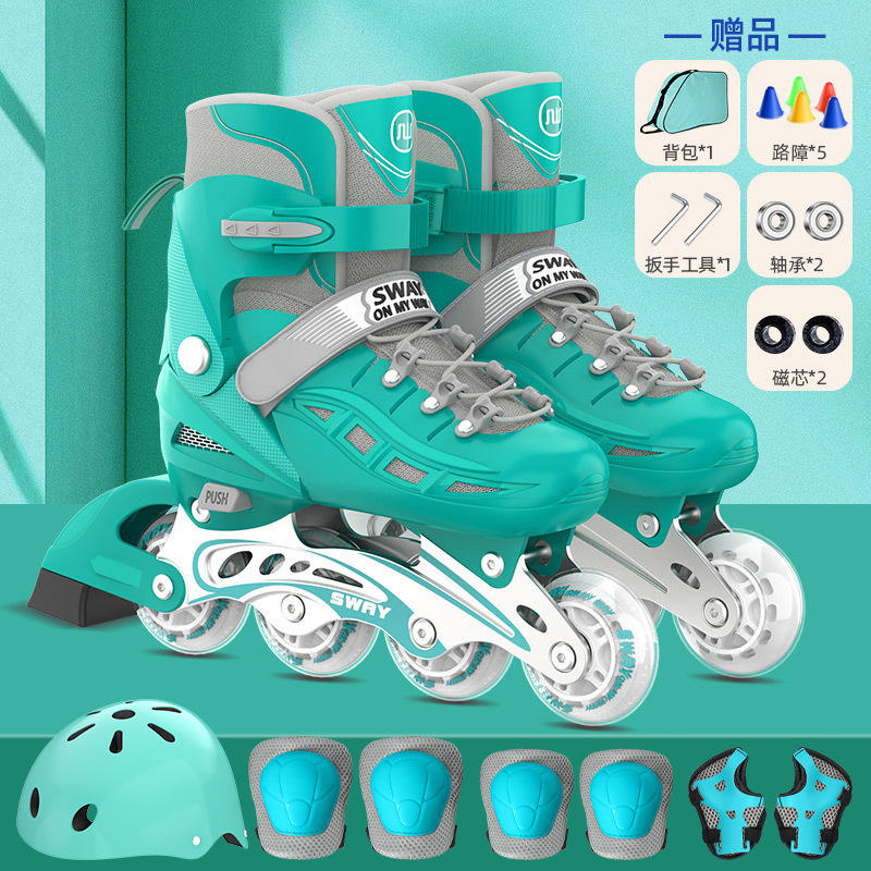 รองเท้าสีเขียว หมวกกันน็อค กระเป๋าใส่อุปกรณ์ป้องกัน