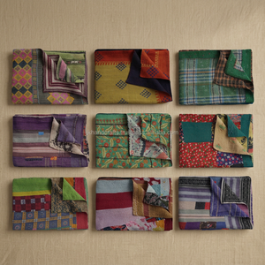 Mantas de Tela Reciclada Vintage Kantha con Patchwork Indio - Product Image 4