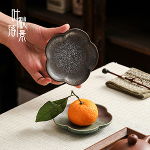 Assiette à dessert en céramique en forme de fleur, petite assiette à fruits cuites au four pour le thé, origine Dehua - Product Image 1