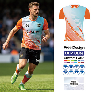 Snel drogend voetbaltenue set 100% polyester ademend 2-delig shirt en short - Product Image 1