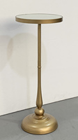 Table à boire de bar moderne avec surface miroir et base en métal torsadé doré pour un usage quotidien ou une pièce supplémentaire pour une fête