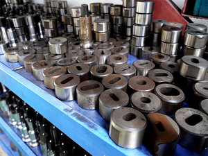 Hydraulic <strong>Press</strong> and Shears Ironworker Tools <strong>Combined</strong> Punching and Shearing Machine/used Hydraulic Shearing - Product Image 3