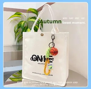 Llavero de Baloncesto al por Mayor, Llaveros Deportivos 3D para Coche, Mochila, Zapatos, Regalo Promocional - Product Image 4