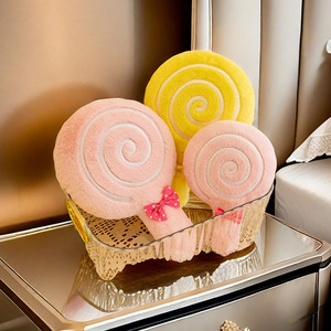 Xinhui Mignon Bouquet de sucettes en peluche, Poupée ours en peluche en forme de bonbon, Cadeau de Saint-Valentin pour petite amie et enfants - Product Image 1