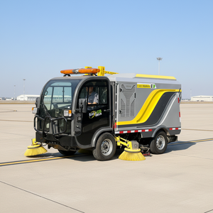 Barredora Eléctrica de Carreteras con Cabina Completamente Cerrada, Motor EV, Batería de 72V, Alta Eficiencia, Máquina de Limpieza de Calles para Exteriores, para Aeropuertos - Product Image 1
