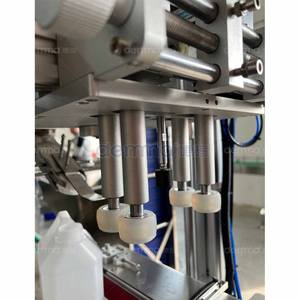 Ligne de production monobloc automatique à 6 têtes de remplissage et 4 roues de bouchage - Product Image 4