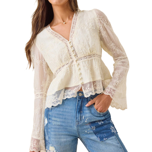 Chemise à manches longues en dentelle florale en coton 95% et élasthanne 5% pour femmes, col en V, boutons sur le devant, élégante, pour le bureau, printemps 2026 - Product Image 1