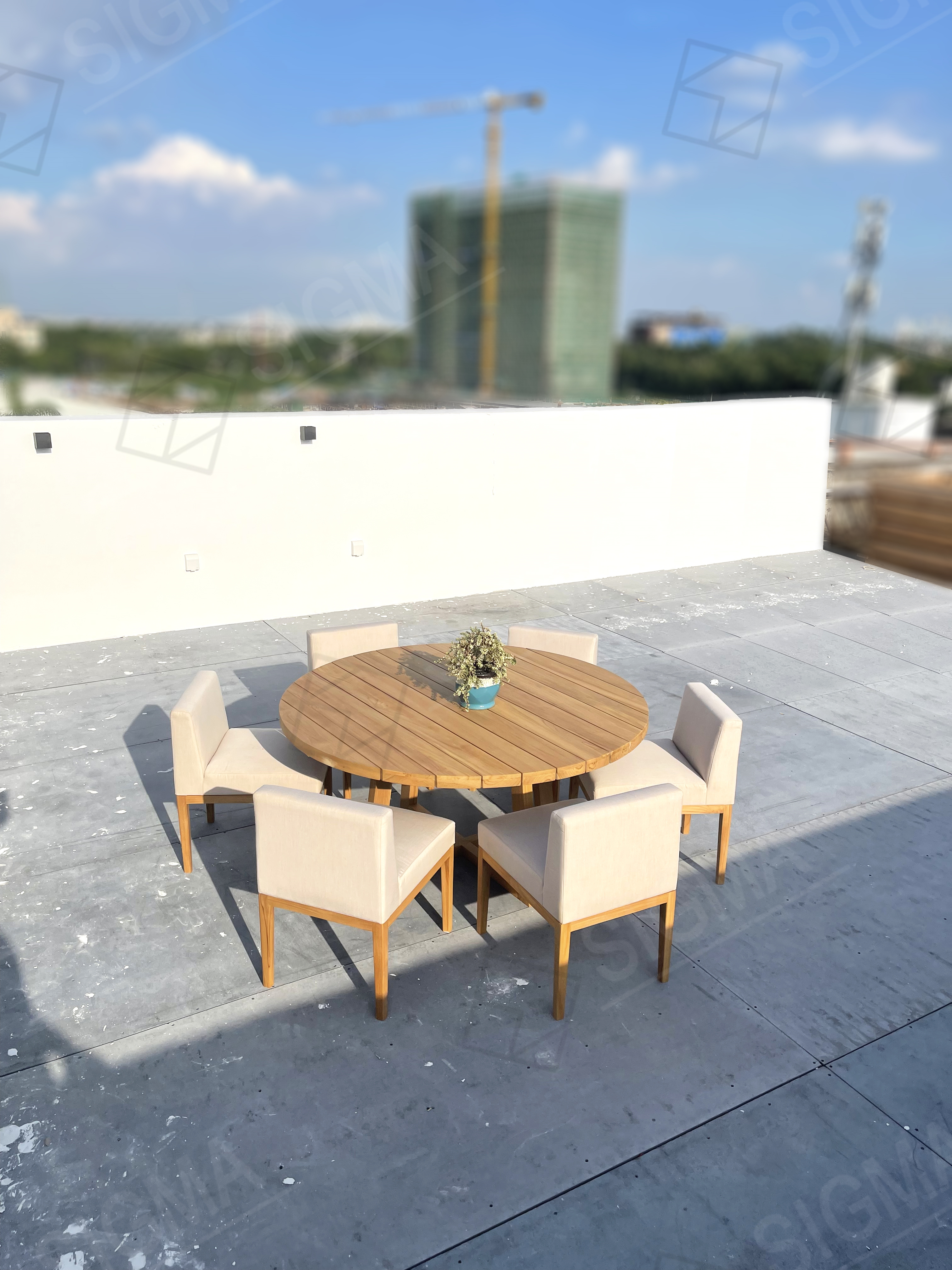 Luxury High Quality Outdoor Dining Table Set Patio Furniture Table and Chairs Dining Sets Table and Chairs