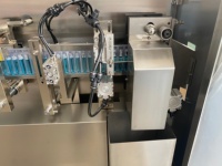 Machine de formage, de remplissage et de scellage d'ampoules en plastique monodose GGS-118P5, équipement d'emballage de liquides pour échantillons cosmétiques