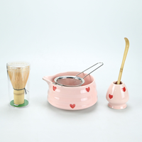 Ensemble de bols à matcha en céramique rose en forme de cœur, boîte cadeau matcha, fouet en bambou, cuillère chashaku, kit de cérémonie du thé japonais pour la Saint-Valentin