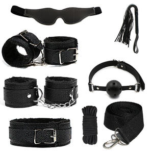Juego de Siete Piezas de Bondage SM para Adultos Jiuai con Antifaz - Product Image 1