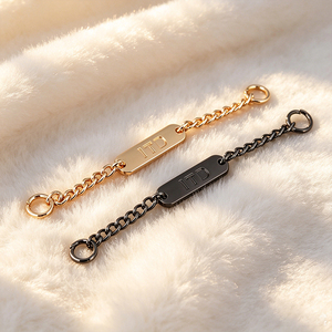 Étiquettes métalliques durables pour vêtements et porte-cartes, petites articles en cuir, avec logo personnalisé, vente en gros directe usine pour commandes en gros - Product Image 1