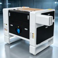 Machine de gravure laser sur bois pour cartes de visite, découpeuse laser CO2 pour la création de cartes de visite personnalisées