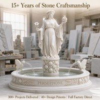 Fontaine de jardin en marbre avec statue de Persephone, becs papillon et bassin sculpté en grenade pour entrée d'hôtel
