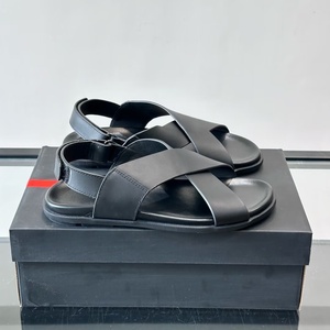 2026 trending luxury designer shoes women's designer <b>sandals</b> leather thick-soled casual shoes round-toed designer slippers - Product Image 1