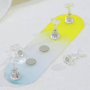 Soporte de plástico <span class=keywords><strong>para</strong></span> práctica de uñas de fábrica con Base de amor, estante de belleza <span class=keywords><strong>para</strong></span> manicura, recomendado <span class=keywords><strong>para</strong></span> exhibición de puntas de arte <span class=keywords><strong>para</strong></span> pintura de uñas - Product Image 4