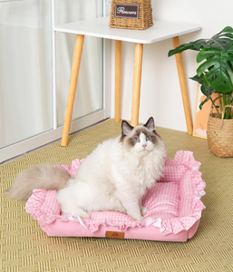Cama elegante para mascotas con diseño cuadrado, bonita cama para mascotas con ribete de volantes, cojín transpirable de verano con patrón a cuadros para gatos y perros pequeños - Product Image 5