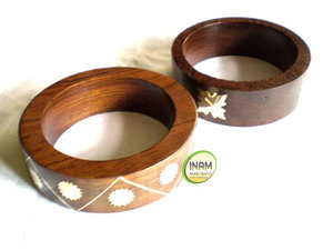 Antique Beautiful and Designer Handmade <b>Wooden</b> Bangles Fresh Arrival / <b>Wooden</b> Bangles for Woman - Product Image 2