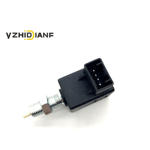 Accessoires de voiture Interrupteur de feu stop 938102J000 93810-2J000 Pour <span class=keywords><strong>Hyundai</strong></span> HB20 12 H-100 KIA Rio - Product Image 2