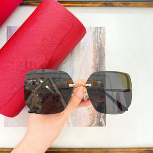 Lunettes de soleil sans cadre de créateur de mode de luxe Offre Spéciale en gros Lunettes de soleil LOGO personnalisables sans cadre en métal pour hommes - Product Image 4