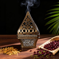 Encensoir en résine Bakhoor sculpté creux en forme de tour, 3 couleurs, pour la vente en gros, décoration de table Ramadan