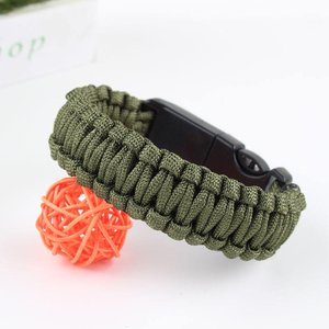<span class=keywords><strong>Bracelet</strong></span> <span class=keywords><strong>de</strong></span> <span class=keywords><strong>survie</strong></span> multifonctionnel populaire en nylon <span class=keywords><strong>de</strong></span> 1 mm d'épaisseur pour les aventures en plein air, les situations d'urgence, pour hommes et femmes - Product Image 5