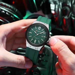Montre Homme Curren 8467 de Luxe Tendance en Silicone à Quartz avec Date, Idéale pour le Business et le Sport - Product Image 5