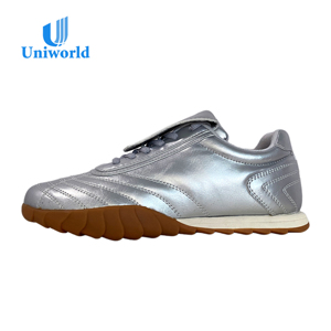 Pemasok Langsung Vietnam di Alibaba |   Sepatu Kasual Wanita - Terinspirasi Sepak Bola - Desain Flip-Top Gaya Jerman untuk Wanita - Product Image 2