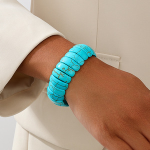 Braccialetti Artigianali <span class=keywords><strong>in</strong></span> Stile Southwestern con Pietre Preziose Multiple e Turchese per Donne, Bracciale Elastico con Perline di Turchese Cool Water 6cm - Product Image 2