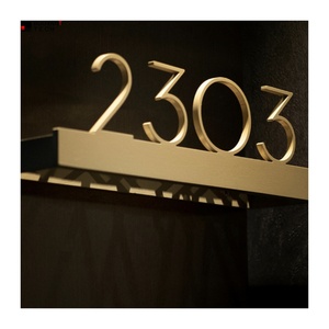 Plaques murales en métal noir de 5 pouces BUOYANT pour numéros de chambre, hôtels, bureaux, magasins, entreprises, centres commerciaux, parcs – Panneaux solides et durables - Product Image 1