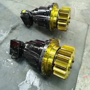 ชุด GFB2.53ลดความเร็วของกระปุกเกียร์แบบดาวเคราะห์ด้วยมอเตอร์ไฮดรอลิกและเกียร์แบบ slewing ใช้สำหรับชิ้นส่วนขับเคลื่อน