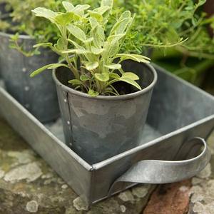 Plateau rustique galvanisé à 2 niveaux pour la cuisine, la salle à manger et la décoration intérieure. Support à cupcakes et à fruits. - Product Image 3